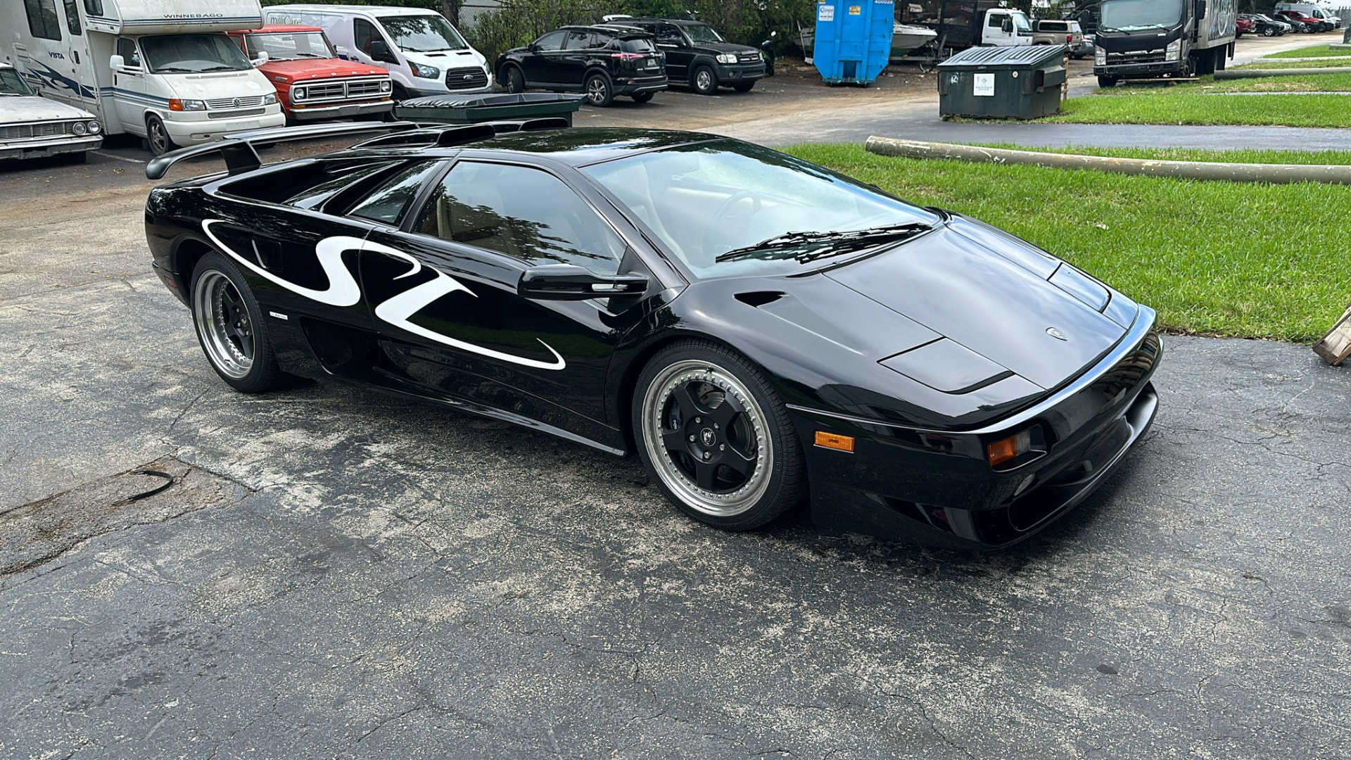 Black Lamborghini Diablo SV detailed by BF Auto Detail
